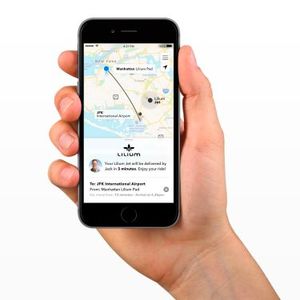 Per Smartphone App lässt sich der Lilium Jet ordern.(Bild:  Lilium)