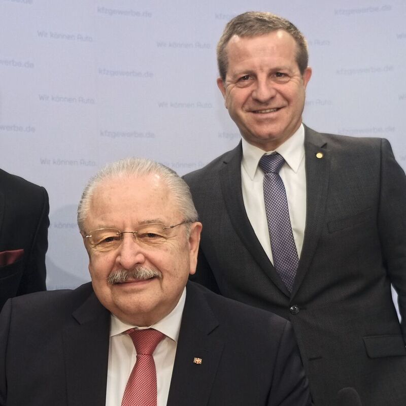ZDK-Präsident Jürgen Karpinski (li.) und Vizepräsident Thomas Peckruhn fordern von der Politik erneut schnelles Handeln.