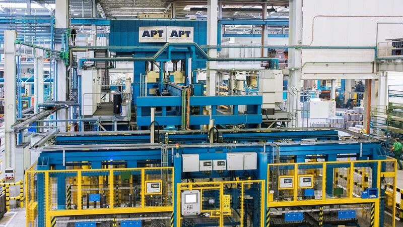 AP&T hat bisher drei Presshärteanlagen in Gedias Werken in Deutschland und Polen installiert. (AP&T)