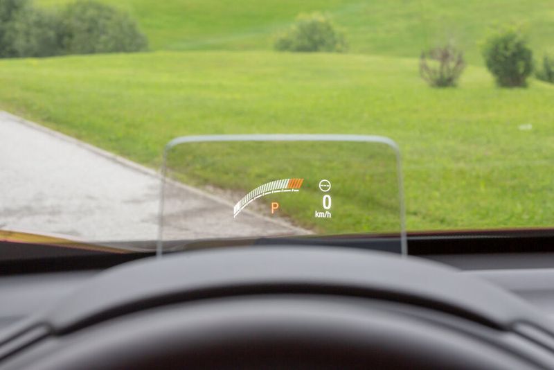 In der Topversion „Executive“ ist serienmäßig ein Head-Up-Display eingebaut. (Honda)