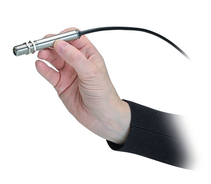 The FI (Fully Integrated) thermometer is a fully integrated compact pyrometer and is suitable for contactless infrared temperature measurement of objects from -40 to +1100 °C at an ambient temperature of up to 80 °C. (Image:Micro-Epsilon)