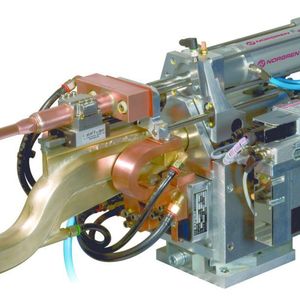 Moderne Pneumatikantriebe haben die Arbeitseffizienz automatischer Schweißzangen in der Automobildinsutrie erheblich gesteigert. Bild: Norgren