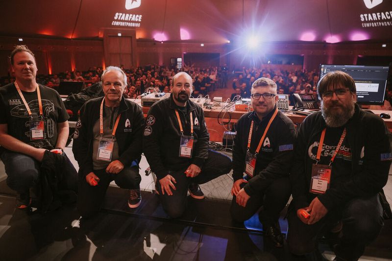 C64 Anbindung an eine STARFACE Anlage? Für das stolze Gewinnerteam des HACKATHON kein Problem!  (Bild: Starface)