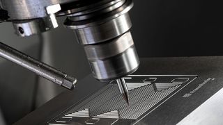 Erst durch eine großserientaugliche Fertigung lassen sich Brennstoffzellenkomponenten in ausreichenden Stückzahlen produzieren.  (Fraunhofer IPT)