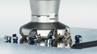 Der flexible Dotriple-Mill vereint drei Wendeschneidplatten-Geometrien in einem pfiffigen Werkzeughaltersysem. Der steht laut Tungaloy damit für maximale Flexibilität, Prozesssicherheit und Effizienz beim Planfräsen. Lesen Sie hier, was den Zerspanungspraktiker damit erwartet ... (Bild: Tungaloy)