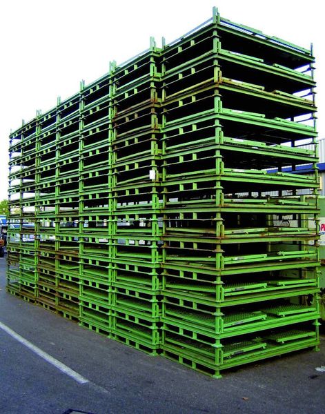 Der vermehrte Einsatz von volumenreduzierbaren Großladungsträgern liefert konkrete Ansatzpunkte, um ökologische und ökonomische Aspekte sinnvoll miteinander zu verbinden. So ließe sich das Transportvolumen um zwei Drittel reduzieren. Bild: Fraunhofer IML (Archiv: Vogel Business Media)