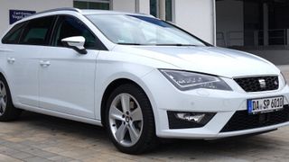 Der neue Seat Leon hat sich zum positiven entwickelt. Sahen die Vorgänger entweder zu brav oder zu sehr wie ein Minivan aus, so ist die dritte Generation wieder ein vollwertiger Kompaktwagen. (Foto: Wolfgang Sievernich)