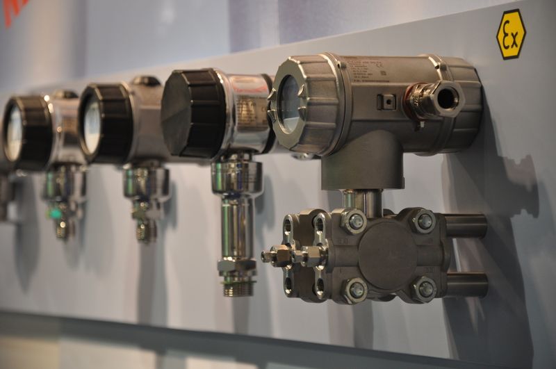Jumo zeigte neue Prozessdruckmessumformer in modularer Bauweise und mit Edelstahlgehäuse. (Archiv: Vogel Business Media)