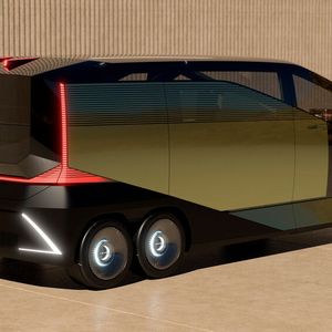 Das für Pkw ungewöhnliche Konzept der sechs Räder soll für maximale Stabilität sorgen.(Bild:  Lexus)