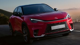 Der LBX ist mit einer Länge von 4,19 Metern der bisher kleinste Lexus. (Bild: Lexus)