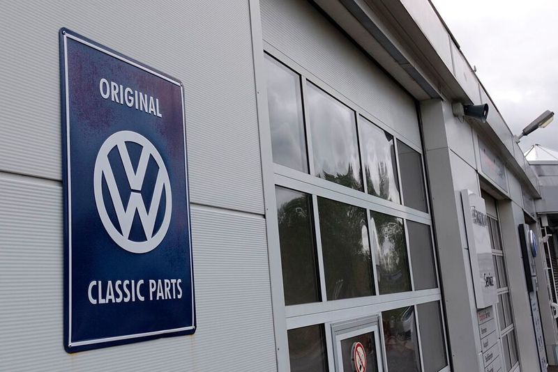 Der Betrieb hat für ein mittelständisches Autohaus ein erstaunlich umfangreiches Angebot. Unter anderem ist er Classic-Partner bei Volkswagen. (Rosenow/»kfz-betrieb«)