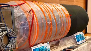 Mit CFK-Boostergehäusen fertigt MT Aerospace AG große CFK-Bauteile im Vakuuminfusionsverfahren. (Fraunhofer LBF)