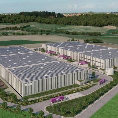Müller – Die lila Logistik hat sich entschieden: Im mittelfränkischen Dombühl wird Ende 2026 der dann 25. Standort des Logistikdienstleisters seinen Betrieb aufnehmen. (Bild: Müller)