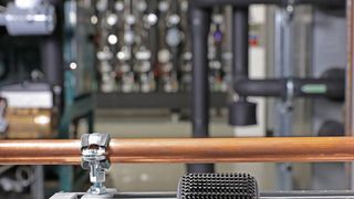 Blueteg-Pipe: Bluetooth LE Sender mit thermoelektrischer Energieversorgung. Das Modul nutzt Temperaturdifferenzen zur Erzeugung elektrischer Energie und versorgt sich so selbst aus der Umwelt mit Energie.  (Kurt Fuchs/ Fraunhofer IIS)