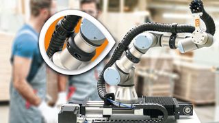 Die neuen Befestigungsschellen für Triflex-R-Energieketten sorgen mit ihrem abgerundeten Design für ein sicheres Zusammenarbeiten von Mensch und Maschine.  (Igus)