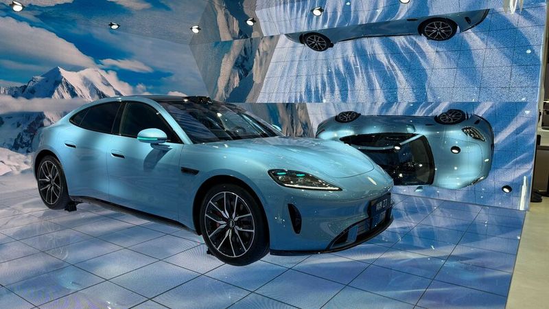 Der SAIC Z7 ist eines der Modelle aus Huaweis HIMA-Allianz, bei der der Elektronikkonzern wesentliche Teile des Fahrzeugs bereitstellt. (Bild: Wehner - VCG)