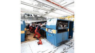 Bild 1: Um 5 Mio. Einzelteile mit einem Gesamtgewicht von 4000 t zu bewegen, sind von Anfang an Systematik, Ordnung und Sicherheitsvorkehrungen nötig. Bilder: Scholpp (Archiv: Vogel Business Media)