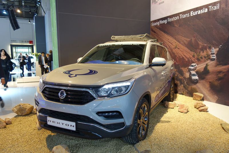 Mit fünf Fahrzeugen sind die Koreaner Anfang August in Peking zum „Rexton-Trans-Eurasia-Trail“ gestartet, dessen 13.000 Kilometer lange Strecke zur IAA nach Frankfurt führte. (Wehner/»kfz-betrieb«)