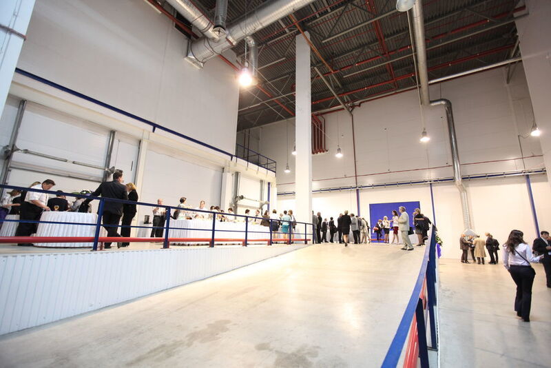 Insgesamt nahmen rund 150 Personen an der Eröffnung des neuen Schott Werks in Zavolzhe teil.  (Bild: Schott)