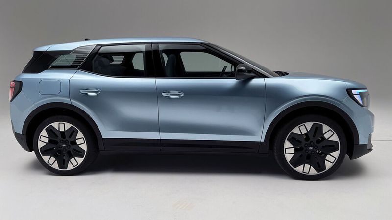 Den Ford Explorer kennen die Kunden als ausgewachsenen Verbrenner-SUV. Um Verwechslungen zu vermeiden, wird der alte Explorer eingestellt. Es gibt dann nur noch den elektrischen Crossover-SUV. (Bild: Dirk Kunde)