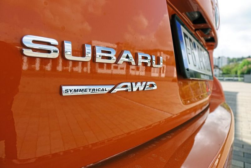 Wie bei Subaru üblich gibt es einen permanenten Allradantrieb. Der XV hat zudem ein Allradmanagement, das die Traktion den unterschiedlichen Bediengungen anpassen soll. (Jens Scheiner/»Automobil Industrie«)