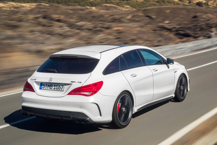Im CLA 45 AMG Shooting Brake leistet der aus dem A45 AMG bekannte 2,0-Liter-Turbobenziner 265 kW/360 PS. (Foto: Daimler)
