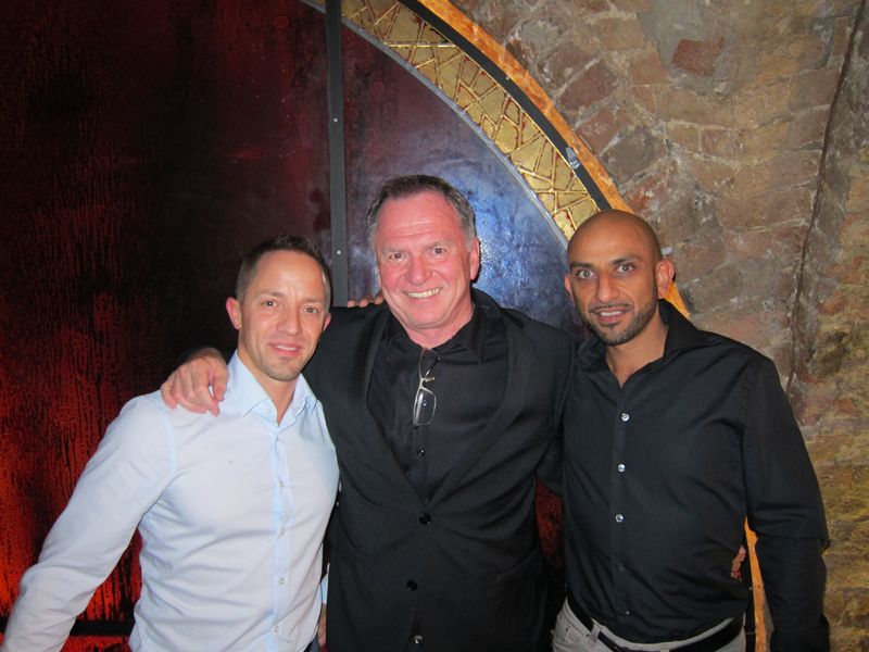 (v. l.) Sascha Bosen und Bernd Breinbauer (Seagate) mit  Imad Kurdi (EZY) (Bild: IT-BUSINESS)