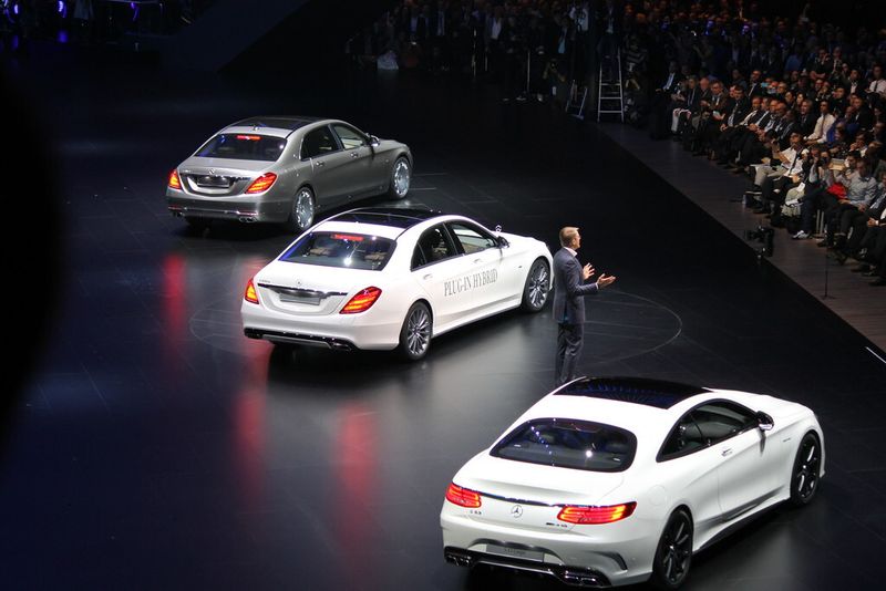 Mercedes-Benz is setting benchmarks in automotive fascination and innovative power with five world premieres at the IAA 2015. No fewer than four new models expand the line-up of Mercedes Dream Cars – the new C-Class Coupé and the new S-Class Cabriolet, each in two standalone versions from Mercedes-Benz and Mercedes-AMG. (Source: Schulz)
