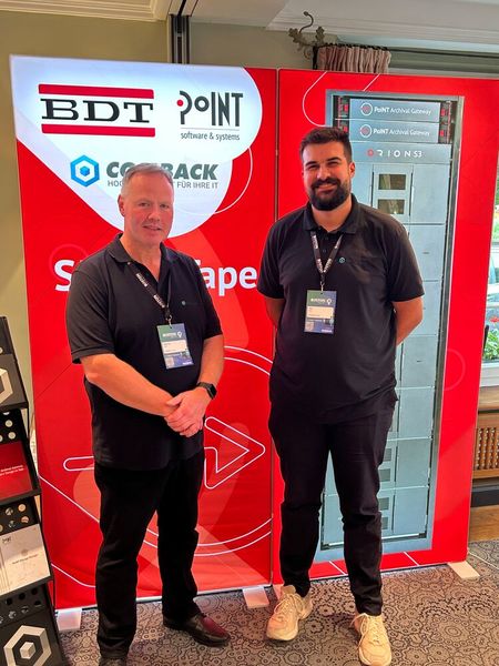 Markus Stier (l.) und Tim Roth sorgen mit Comback für die Hochsicherheit für die IT. (Bild: Vogel IT-Medien GmbH)