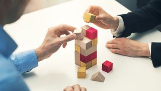 Ein Cloud-Native-Konzept ist kein schlüsselfertiges Produkt, das bestellt und installiert wird, sondern ein völlig neuer strategischer Ansatz, der individuell erarbeitet werden muss. (Bild: ronstik - stock.adobe.com)