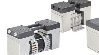 Eine verbesserte Gasführung für Analyse-/Medizingerätetechnik zeichnet die überarbeitete Membranpumpenfamilie N 838 von KNF aus.  (KNF)