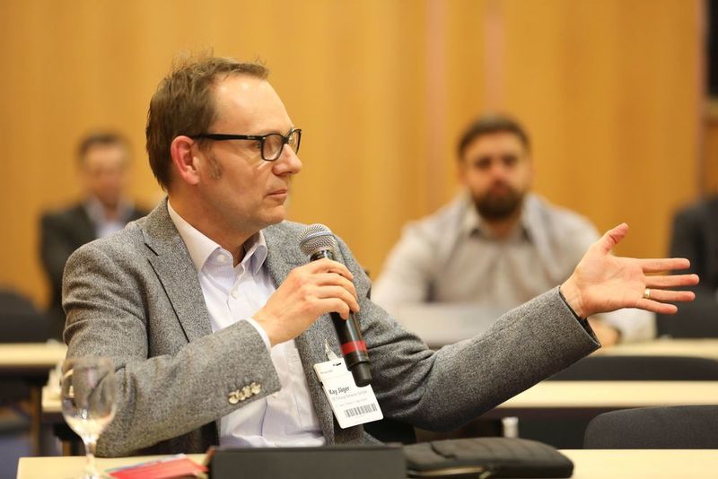 In drei BarCamps am zweiten Konferenztag konnten sich die Kongressteilnehmer mit Gleichgesinnten über ihre persönlichen Fragen und individuellen Fälle austauschen. (NuernbergMesse / Frank Boxler)