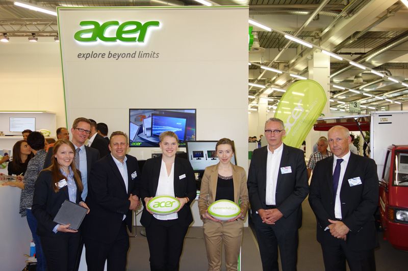 Das Acer-Team (v. l.): Amja Meyer, Dennis Preuss, Björn Gerkens, Ann-Cathrin Huth, Lisa Wienecke, Stefan Tiefenthal und Norbert Krüger (Bild: IT-BUSINESS)