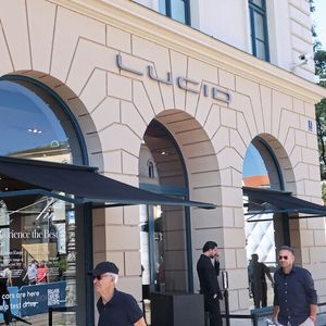 Bislang ist Lucid als Marke schwer zu fassen. In Deutschland existieren nur zwei Lucid-Studios in München (Foto) und Düsseldorf.(Bild:  Grimm – VCG)
