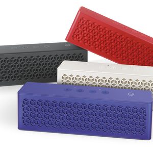 In vier Farben gibt es den Mini-Lautsprecher.