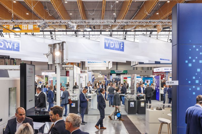 Gut besucht waren auch die zahlreichen großen Gemeinschaftsstände, unter anderem des VDMA, VDWF, Swiss Medtech, MedicalMountains, Bayern Innovativ und Brainport Industries. (NürnbergMesse)
