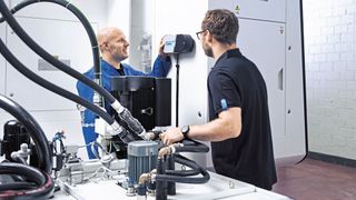 Der Sensor des Liquidtool Managers ist kompatibel mit Kühlschmierstoffen aller Hersteller und überwacht diese automatisch. (Liquidtool)