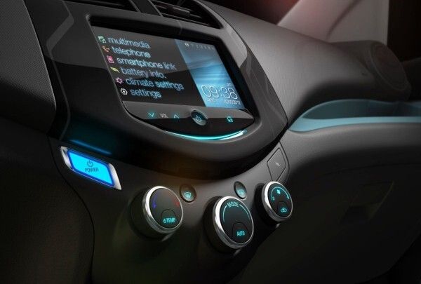 Der von einem 110-kW-Elektromotor angetriebene Chevrolet Spark EV soll eine Reichweite von 160 km haben (Bild: Chevrolet)