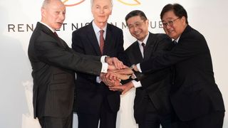 V.l.: Thierry Bolloré (CEO Renault), Jean-Dominique Senard (Chairman Renault), Hiroto Saikawa (CEO Nissan) und Osamu Masuko (CEO Mitsubishi) (Bild: Nissan)