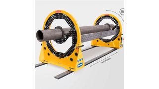 Mit dem Rotatorix R 2000 / 900  lassen sich Werkstücke bis zu 4000 kg einspannen und um ihre Achse drehen, sodass ein Arbeiter bequem von allen Seiten Zugang zu seinem Werkstück hat. (Demmler)