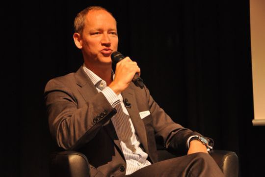 Laut Malte Krüger, Geschäftsführer von Mobile.de in Deutschland, hat noch kein Autohaus den „Stein der Weisen“ oder das richtige Geschäftsmodell für die Social-Media-Welt gefunden. (Richter)