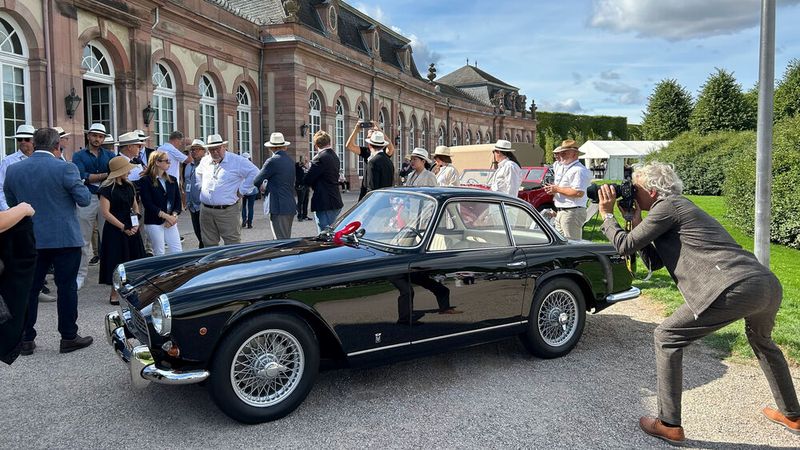 Triumph 2000 Italia aus 1960. Auf dem Chassis des TR3 gestaltete Michelotti und baute Vignale eine bildschöne Coupé-Karosserie. In Schwetzingen reichte das für Platz 1 sowohl in der FIVA-Altersklasse E2 (1956 bis 1960) als auch beim Classic-Gala Grand Prix. (Bild: Peter Diehl)
