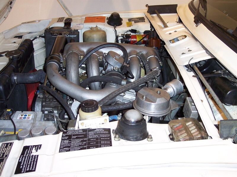 Der Motor des BMW 2002 wurde im Herbst 1973 während der ersten Ölkrise vorgestellt und sofort wegen des hohen Benzinverbrauchs kritisiert. (Foto: BMW)
