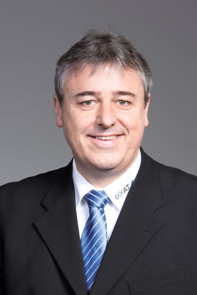 Christian Schlegel, Geschäftsführer, Ixxat Automation: „Wir können nun schon in diesem Jahr unser Safety-Angebot vervollständigen und unseren Kunden ein umfassendes Portfolio für die Integration von Safety-Funktionen anbieten.“ (Bild: Ixxat)