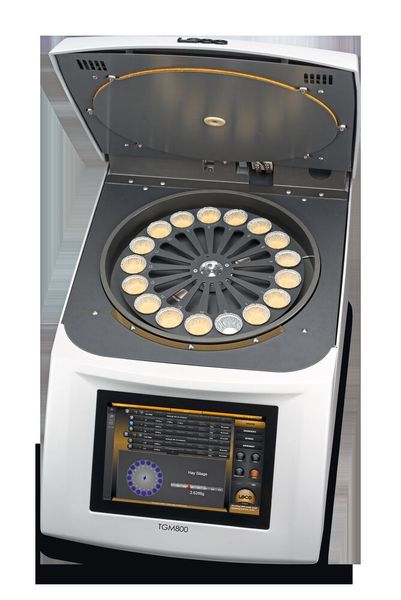 Abb. 5: TGM800 mit 3,8 cm Tiegeln (Leco)