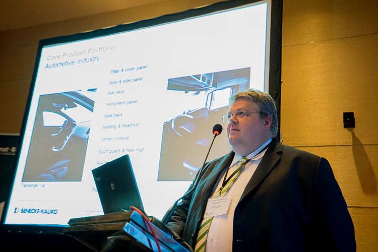 Dr. Roland Freudenmann von Benecke-Kaliko war einer der Zulieferer-Referenten, die den Emissions-Workshop mit ihrem Input bereicherten. (Foto: Benecke-Kaliko/ Mick Ryan)