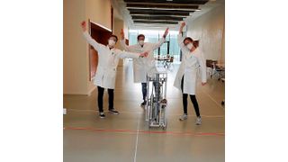 Der Chemcar-Pokal 2021 geht an die RWTH Aachen. (Lukas Hirschwald/ RWTH Aachen)