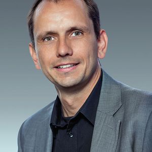 Tobias Lange: „Die Datennutzung von bestehenden Prozessdaten muss für Industrie 4.0 wesentlich erhöht werden.“