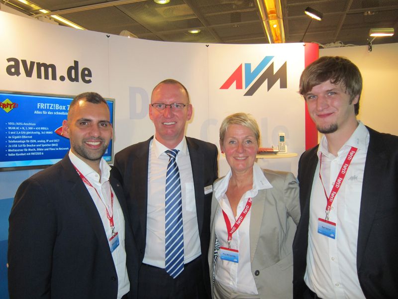 (v. l.) Florian Candas, AVM, Lars Romanowski, api, Petra Willikonsky und Peer Liertzer, AVM                                (Bild: Vogel IT-Medien GmbH)