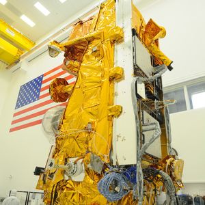 (NASA)